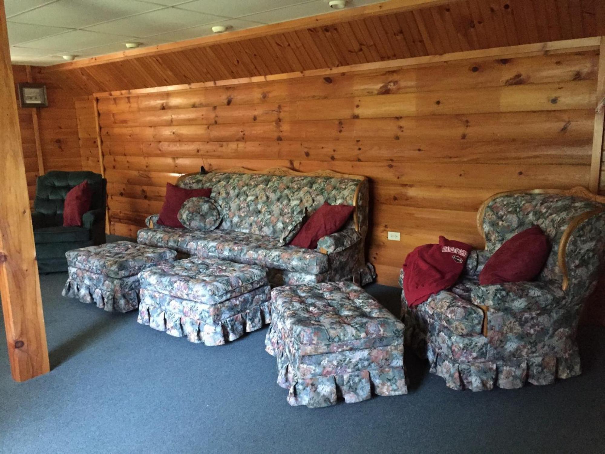 Rough Cut Lodge Gaines Pokoj fotografie